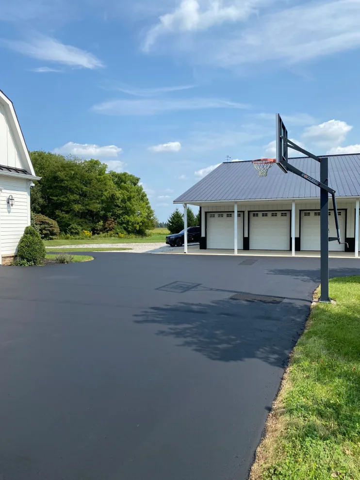 Hullingers Asphalt Sealcoating - Photo 9