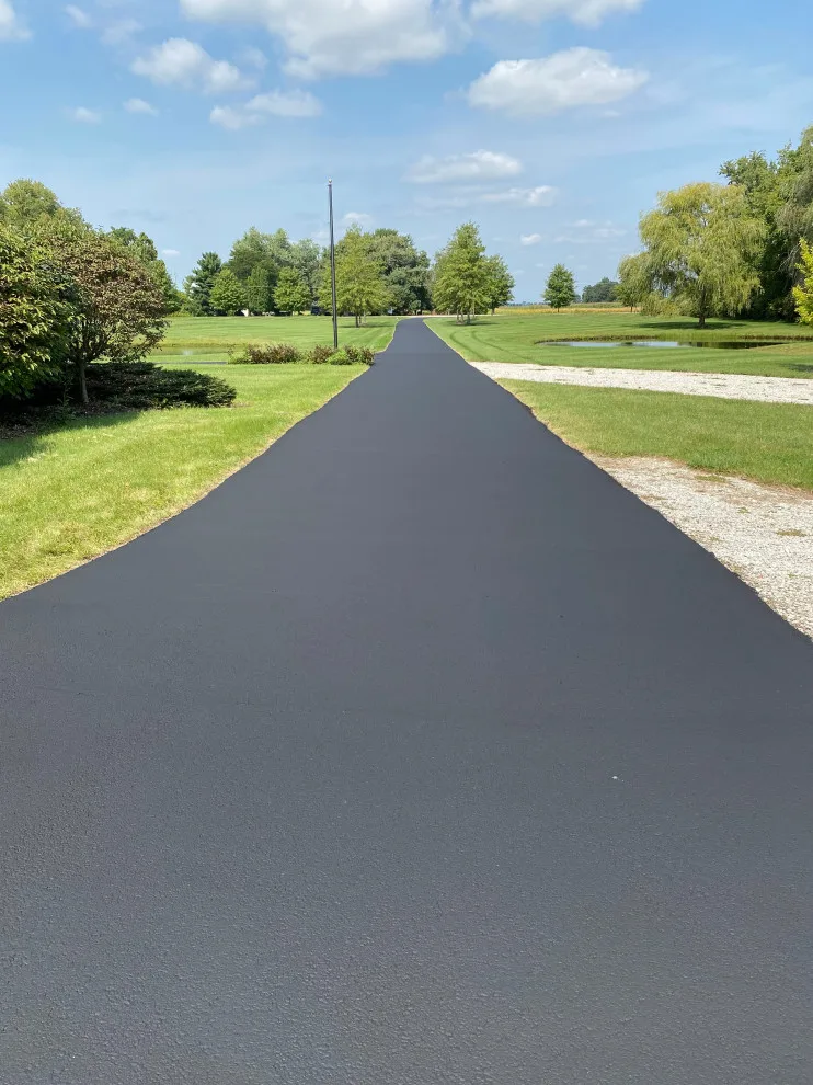 Hullingers Asphalt Sealcoating - Photo 10