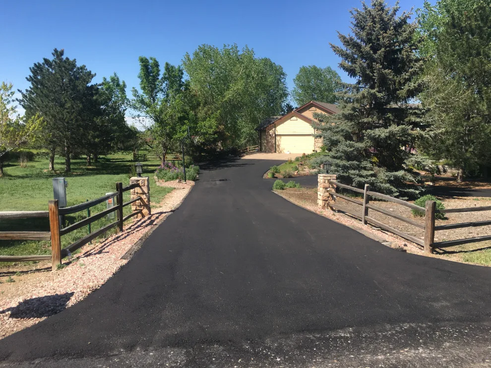 Blacktop Plus - Photo 5