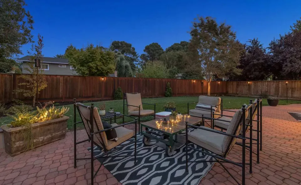 Outdoor Paver Patio with Pathway by Naulu Concrete Construction - Photo 4