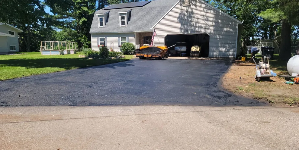 B&E Paving by B&E Asphalt - Photo 9