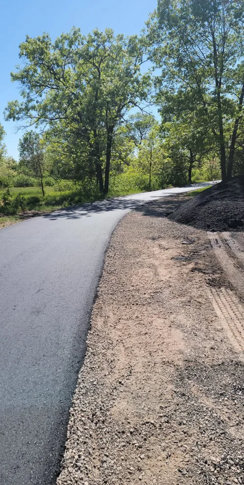 B&E Paving by B&E Asphalt - Photo 44