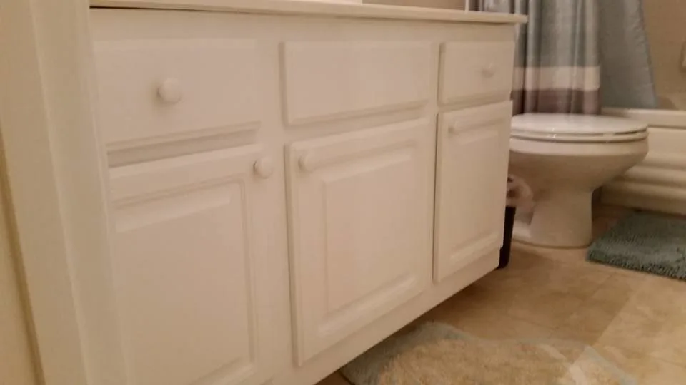 Cabinet Refinishing by Saddi - Cleaning & Construction INC - Photo 4