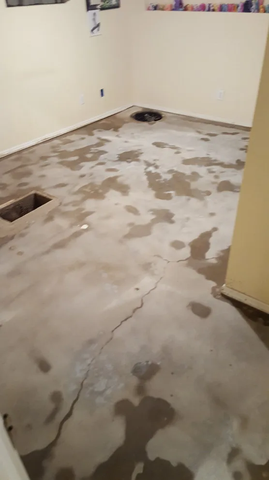 Micro-finish stained concrete overlay by Enduracrete - Photo 3