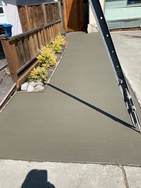 Cement Pathways by Naulu Concrete Construction - Photo 4