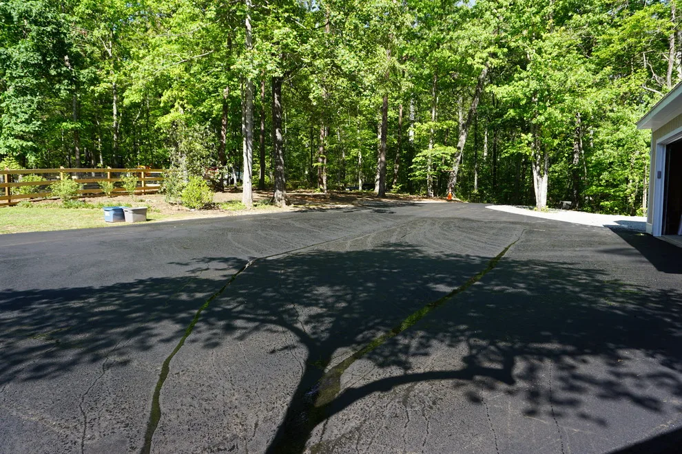 Campobello SC Driveway by Deal Asphalt Inc - Photo 4