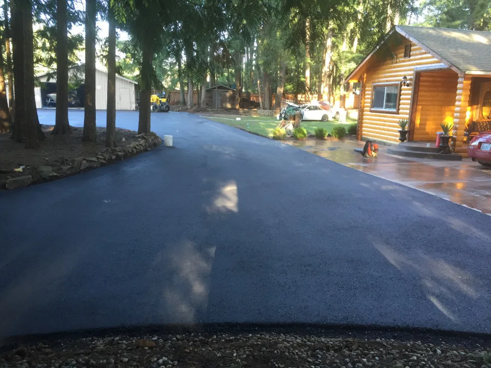 Premier Paving And Sealcoat LLC - Photo 9
