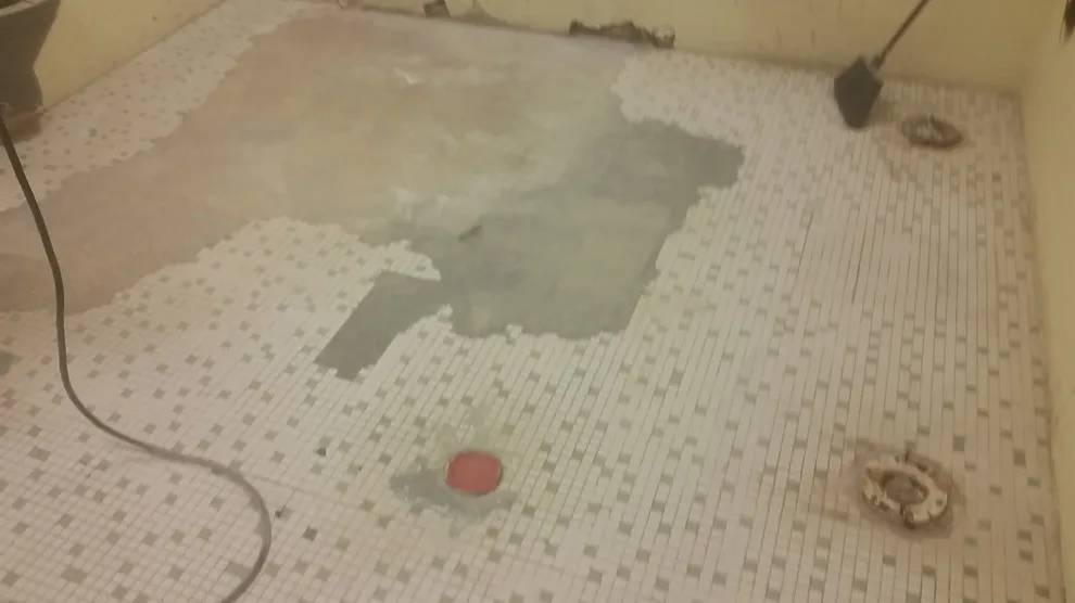 Epoxy chip flooring by Enduracrete - Photo 5