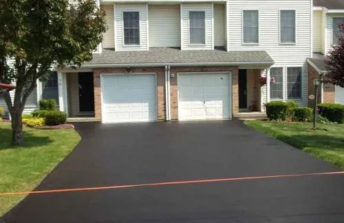 Irish Castle Asphalt Paving Chicago - Photo 4