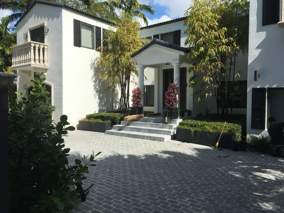 Cricket Pavers Of Miami - Photo 2