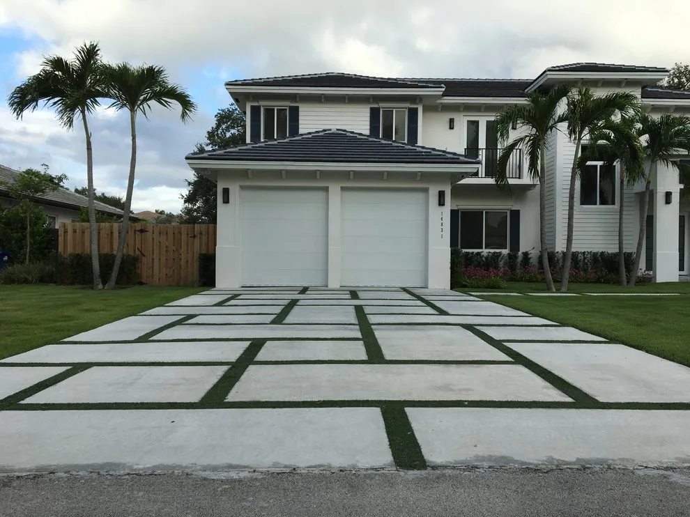 Residential Concrete Slab Driveway by Cricket Pavers Of Miami - Photo 5