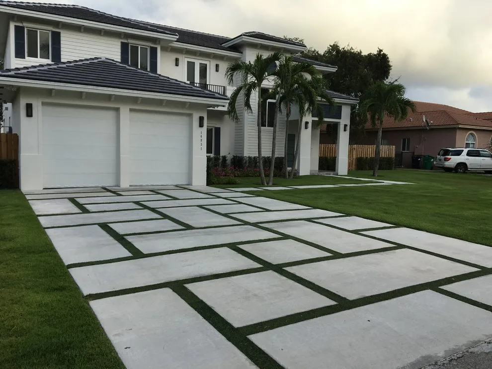 Residential Concrete Slab Driveway by Cricket Pavers Of Miami - Photo 4