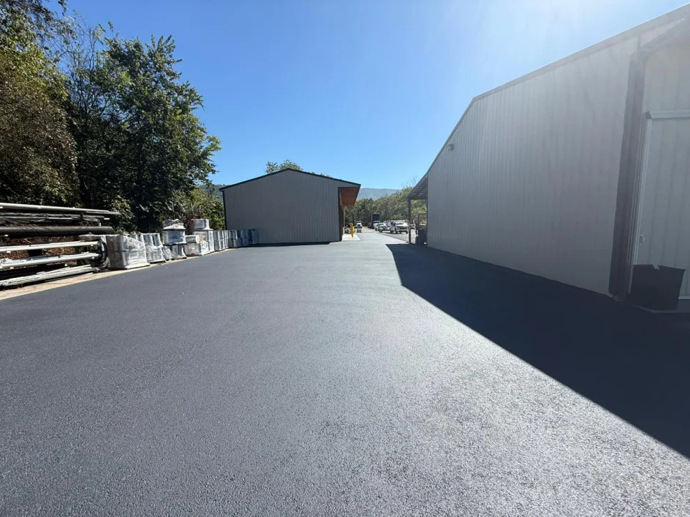 Galvan Asphalt Paving And SealCoating - Photo 9