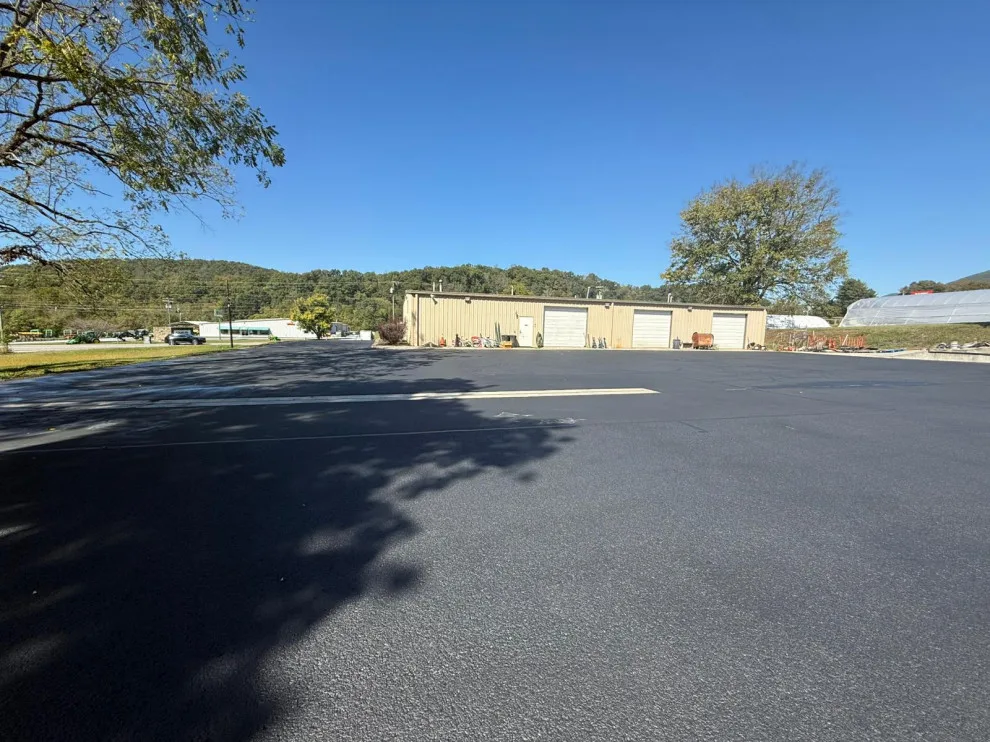 Galvan Asphalt Paving And SealCoating - Photo 11