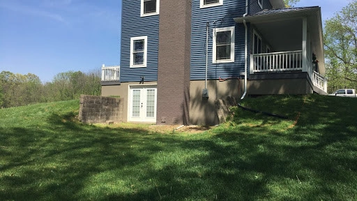 Retaining Walls by Superior Hardscapes - Photo 3
