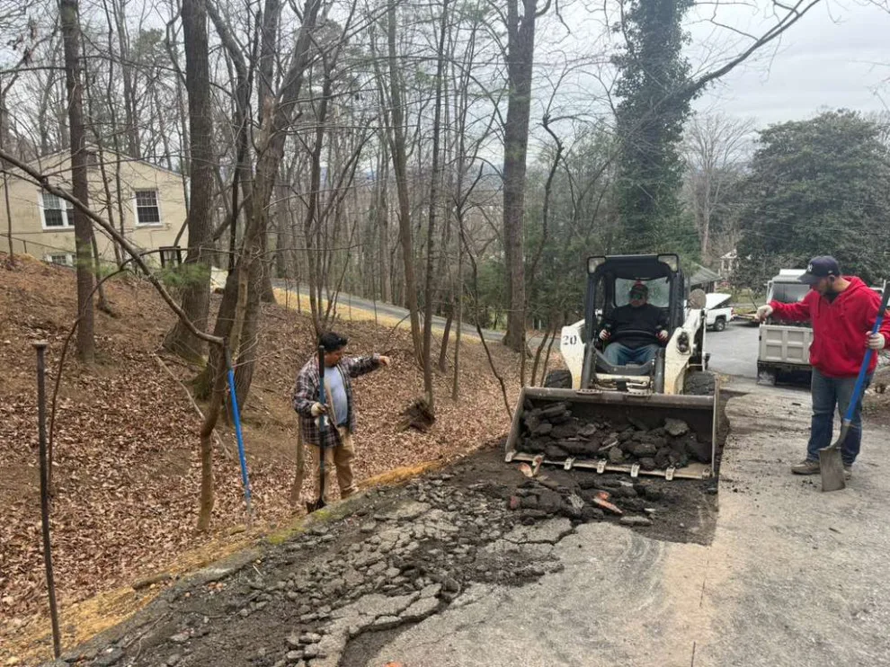Project One by Galvan Asphalt Paving And SealCoating - Photo 3