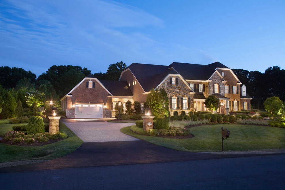 Contemporary Inspiration by SURROUNDS Landscape Architecture + Construction - Photo 5