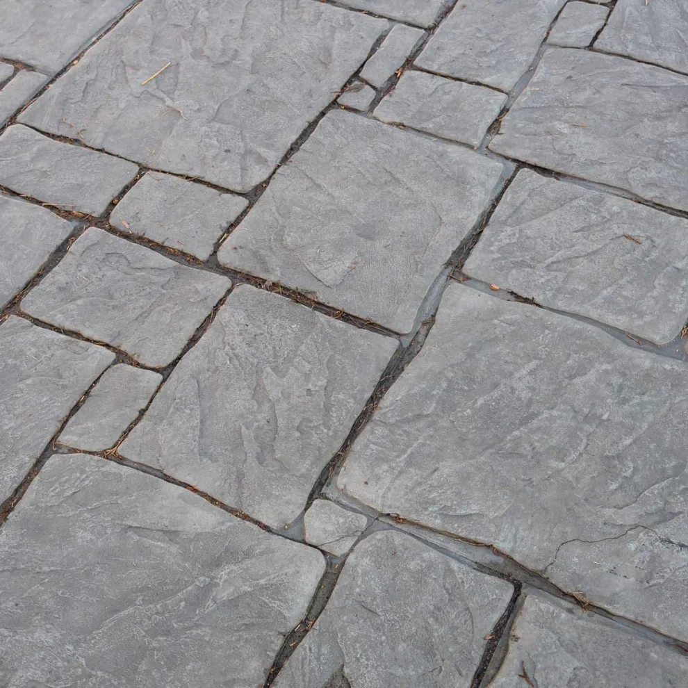 Textured Concrete by Naulu Concrete Construction - Photo 4