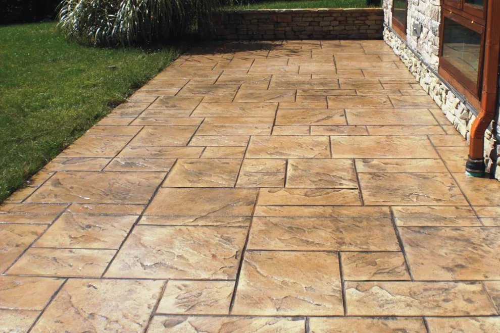 Textured Concrete by Naulu Concrete Construction - Photo 2