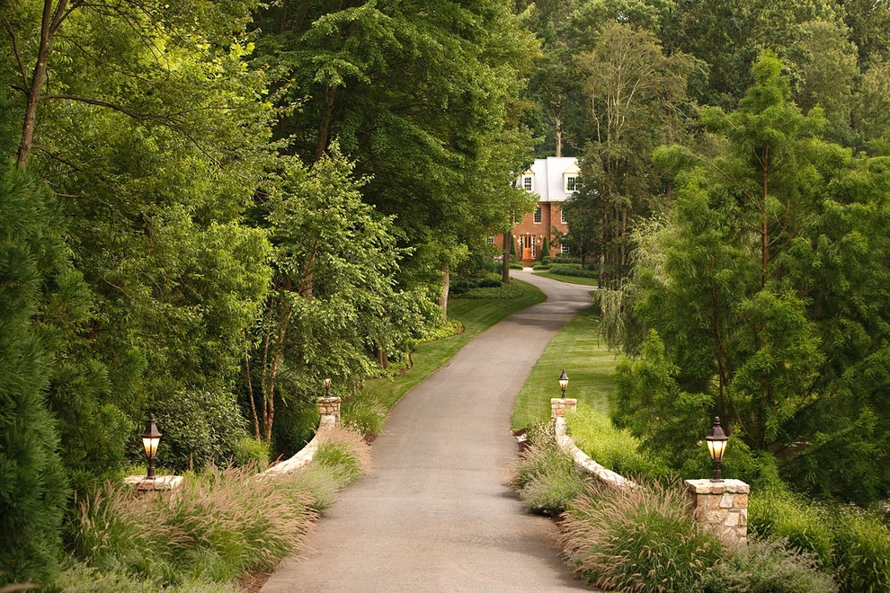 Elegance in Design by SURROUNDS Landscape Architecture + Construction - Photo 6