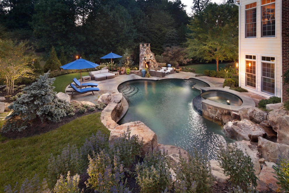 Herndon, VA - Pebble Sheen Ocean Blue by SURROUNDS Landscape Architecture + Construction - Photo 3