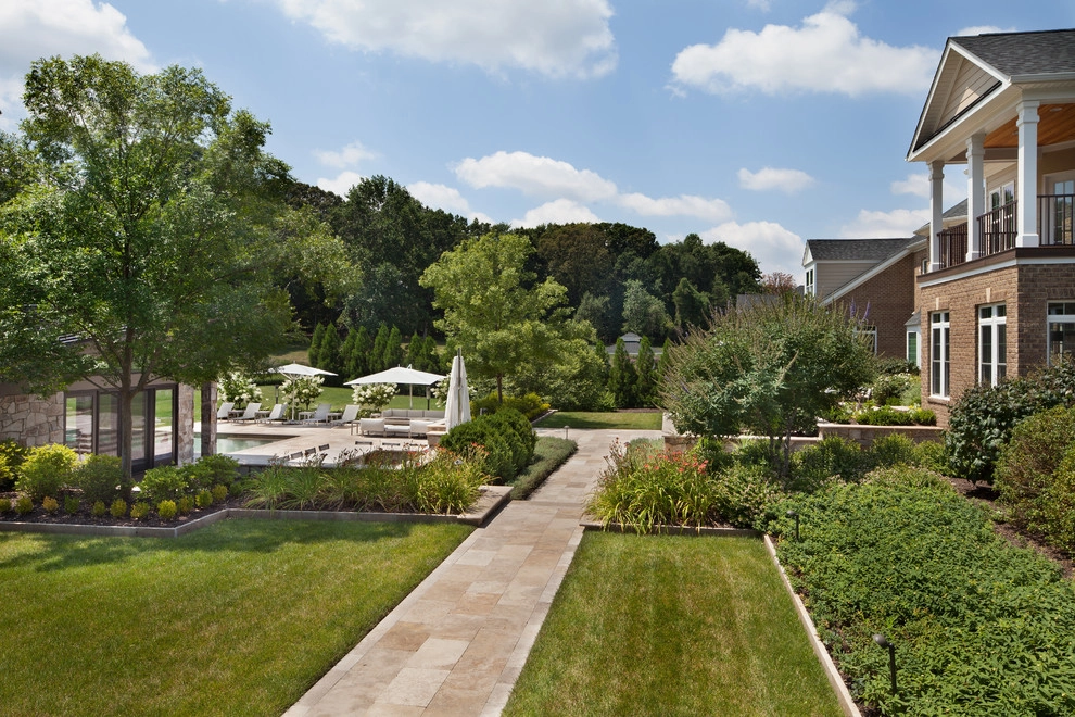 Contemporary Inspiration by SURROUNDS Landscape Architecture + Construction - Photo 12