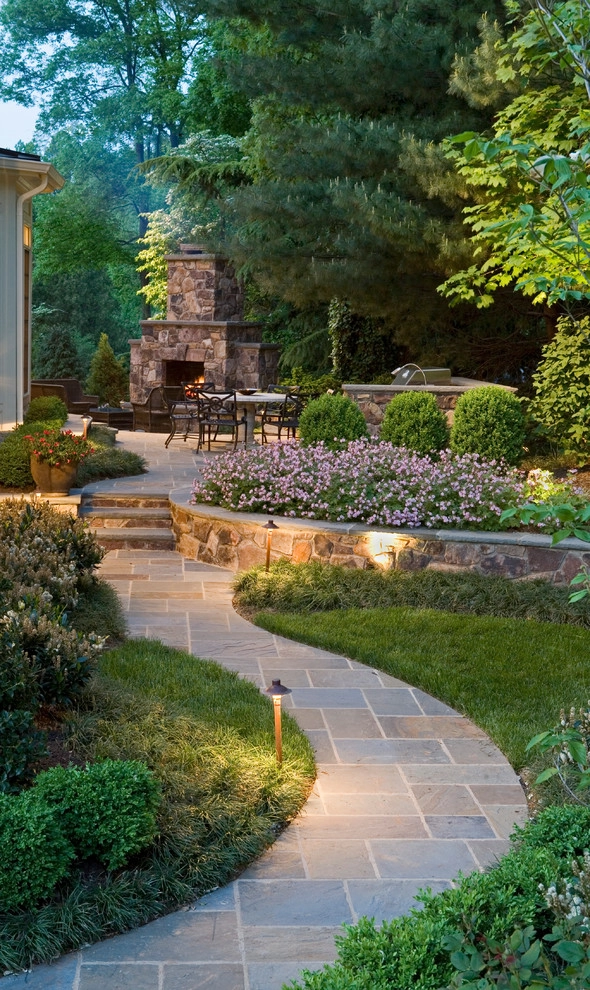 Sophisticated Surrounding by SURROUNDS Landscape Architecture + Construction - Photo 4