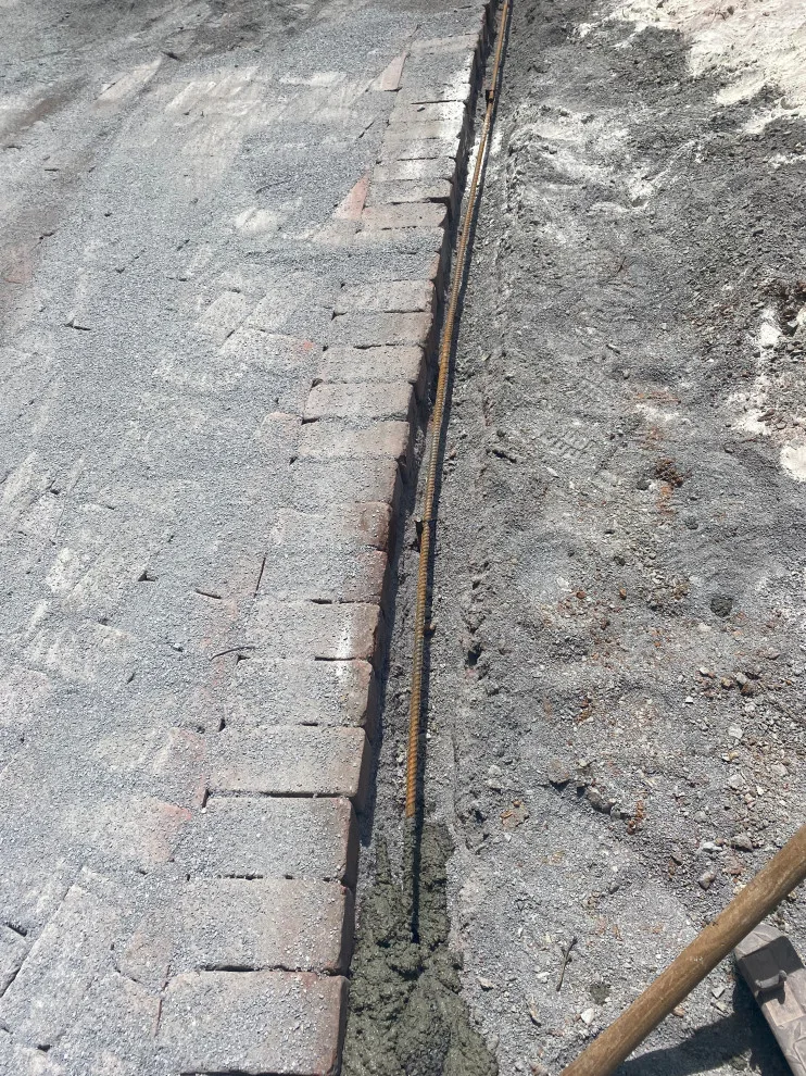 Driveway 8500 square feet by Leo Paver LLC - Photo 3