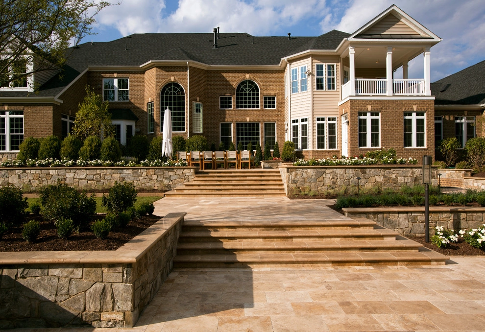 Contemporary Inspiration by SURROUNDS Landscape Architecture + Construction - Photo 3