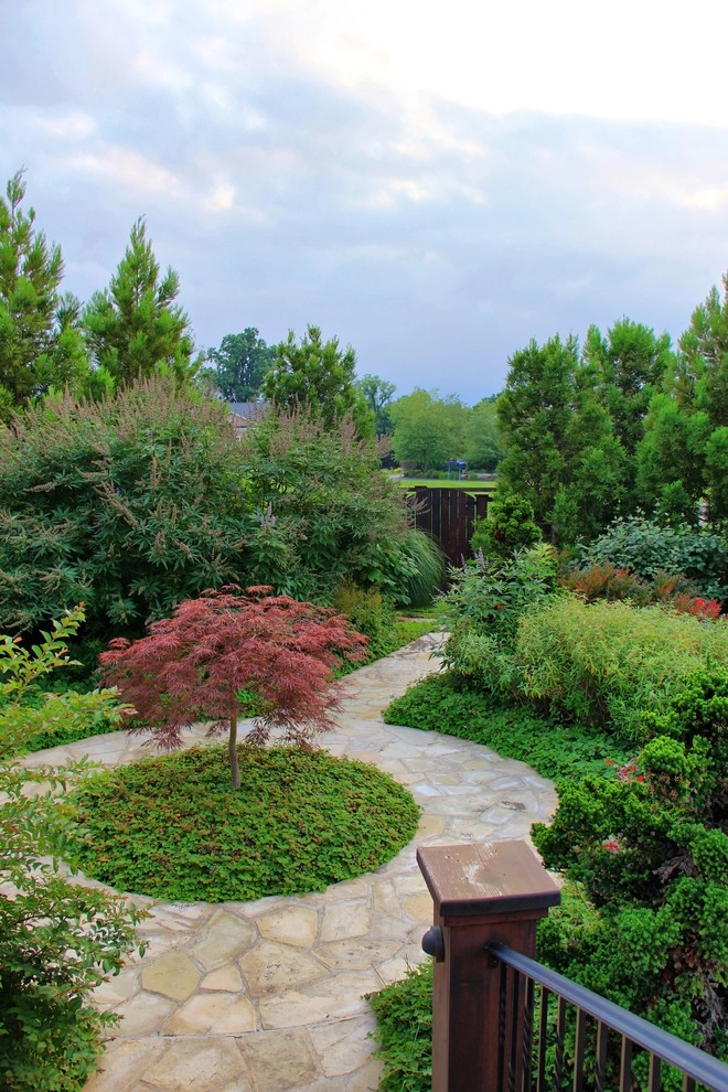 Tuscan Influence by SURROUNDS Landscape Architecture + Construction - Photo 4