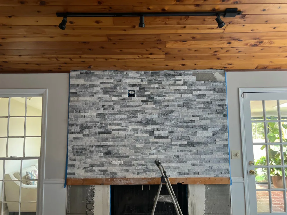 Rock-inspired hearth by Gonzalez Construction Co - Photo 2