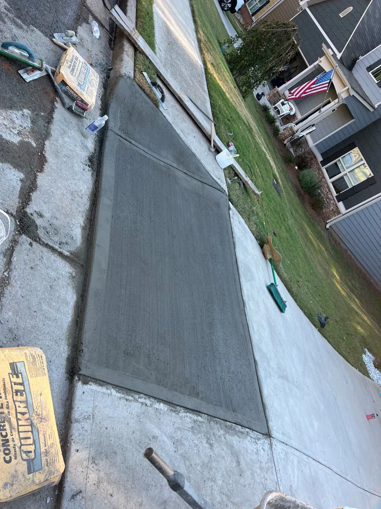 Concrete Driveway Repair by Gonzalez Construction Co - Photo 5