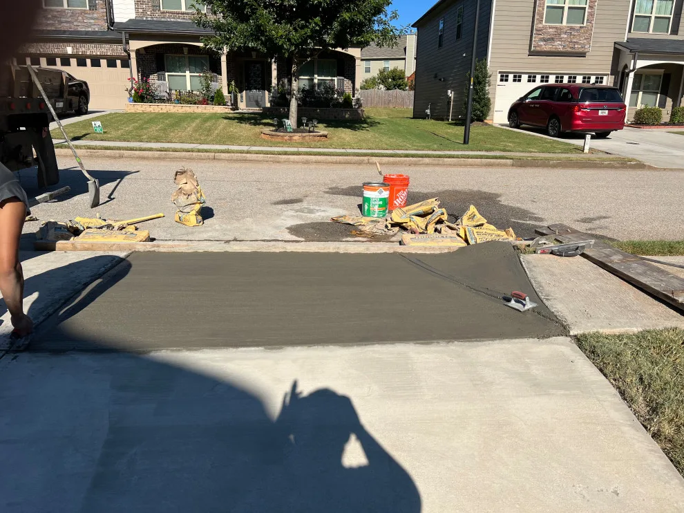 Concrete Driveway Repair by Gonzalez Construction Co - Photo 6