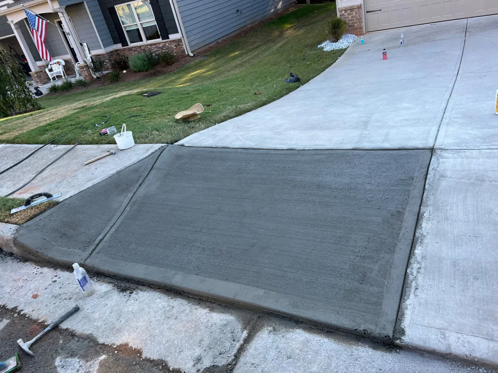 Concrete Driveway Repair by Gonzalez Construction Co - Photo 4