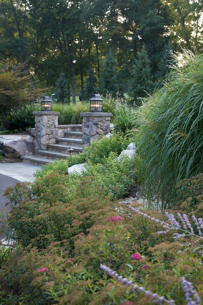 Locust Knoll by SURROUNDS Landscape Architecture + Construction - Photo 6