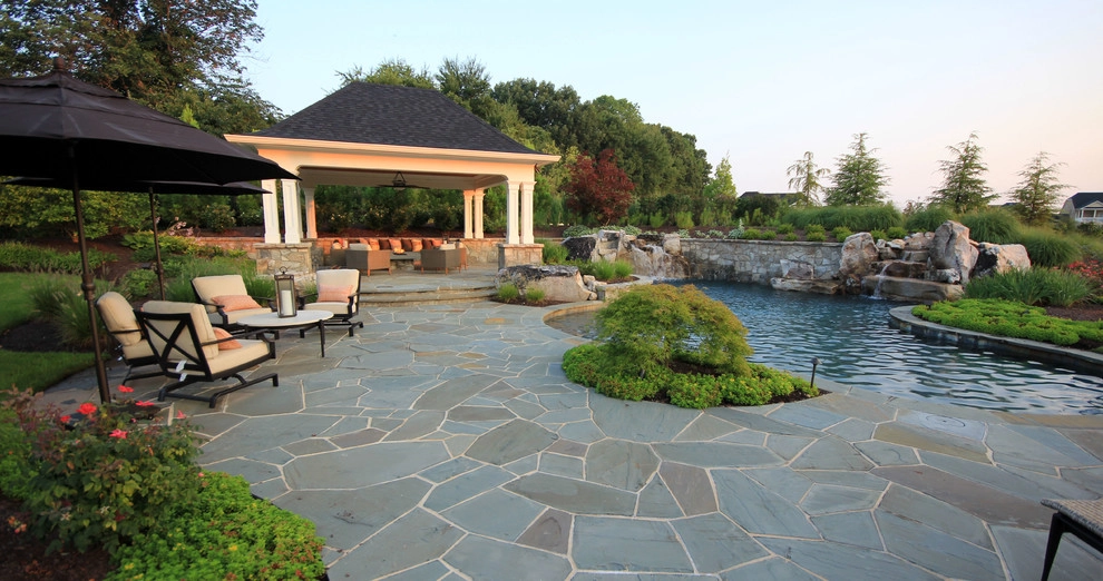 SURROUNDS Landscape Architecture + Construction - Photo 3