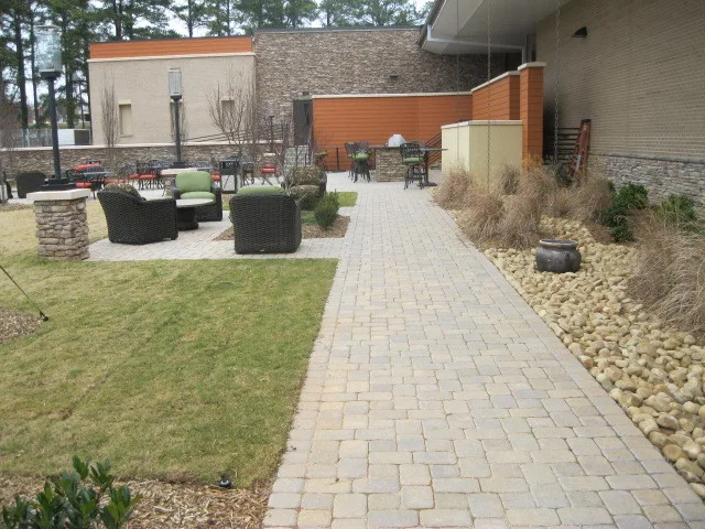 PaverStone Construction And Greenmark Landscaping - Photo 9