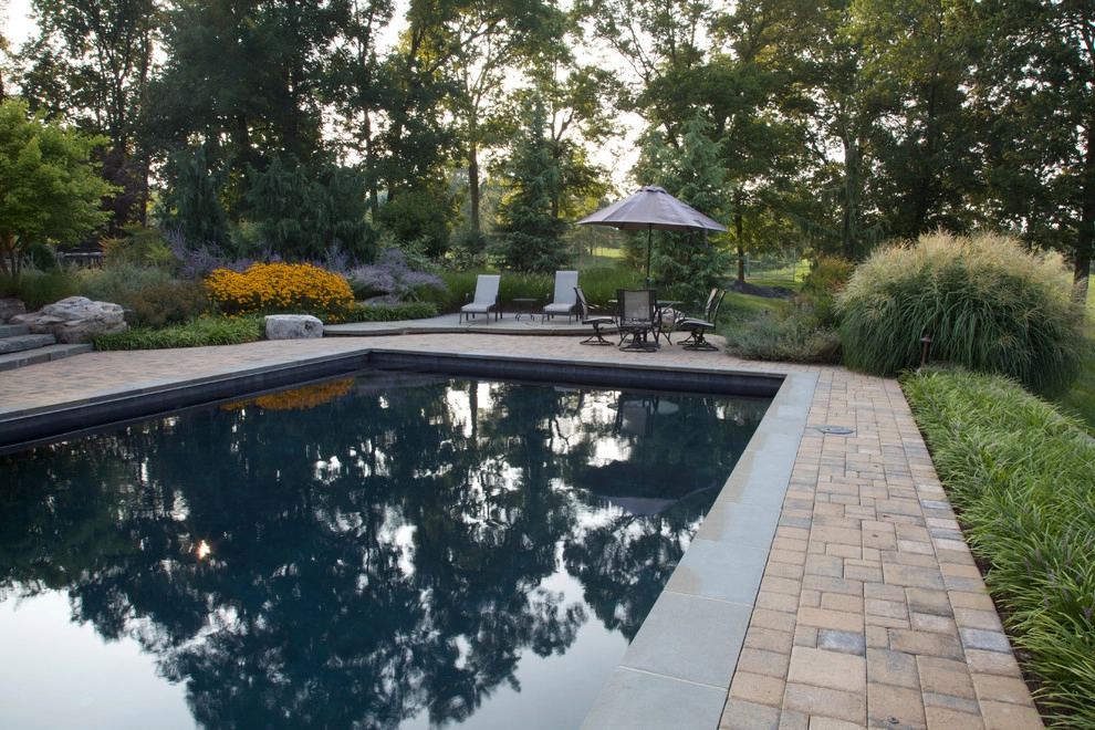 Locust Knoll by SURROUNDS Landscape Architecture + Construction - Photo 7