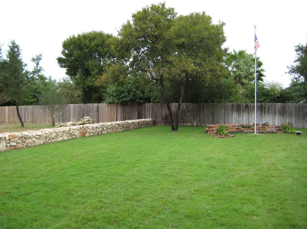 Home Putting Green and Swimming Pool by Marula Landscape & Design - Photo 8