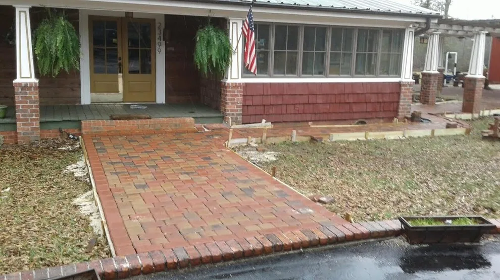 Baton Rouge Outdoor Living Space by Stepping On Stones - Photo 5