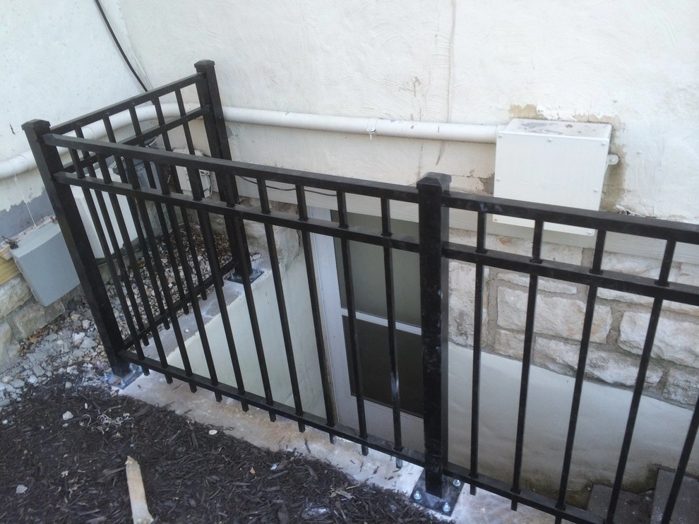 Fencing by Sutton Outdoor, LLC - Photo 11