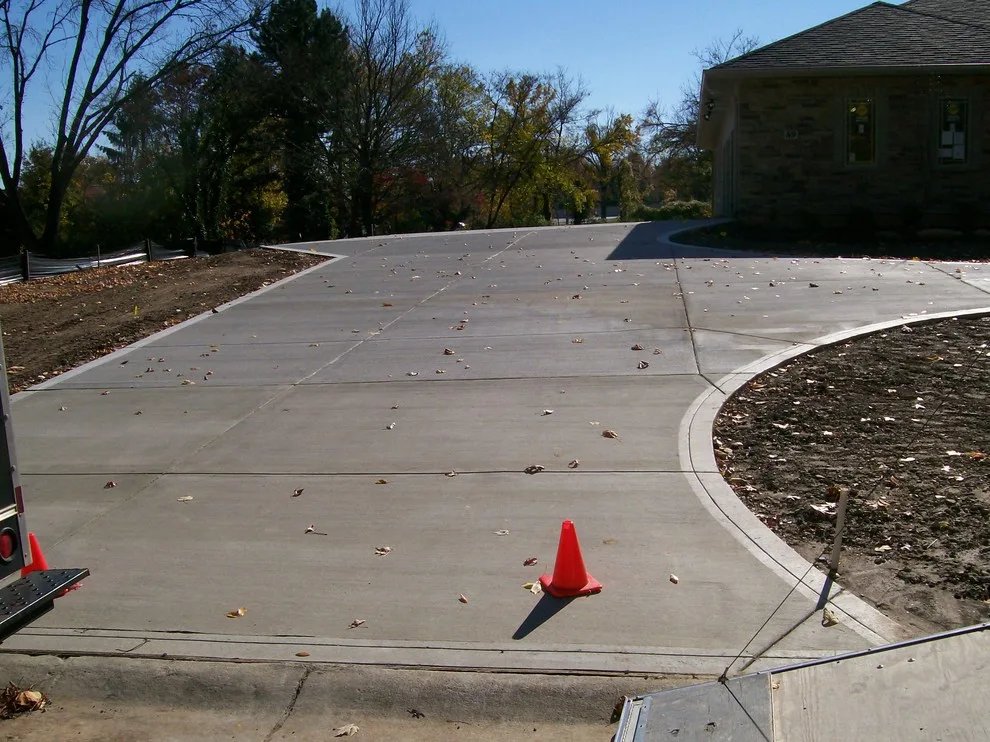 T & H Foundations And Concrete Services - Photo 6