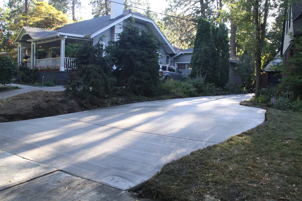 South Hill Garfield Driveway by RockHard Concrete - Photo 10