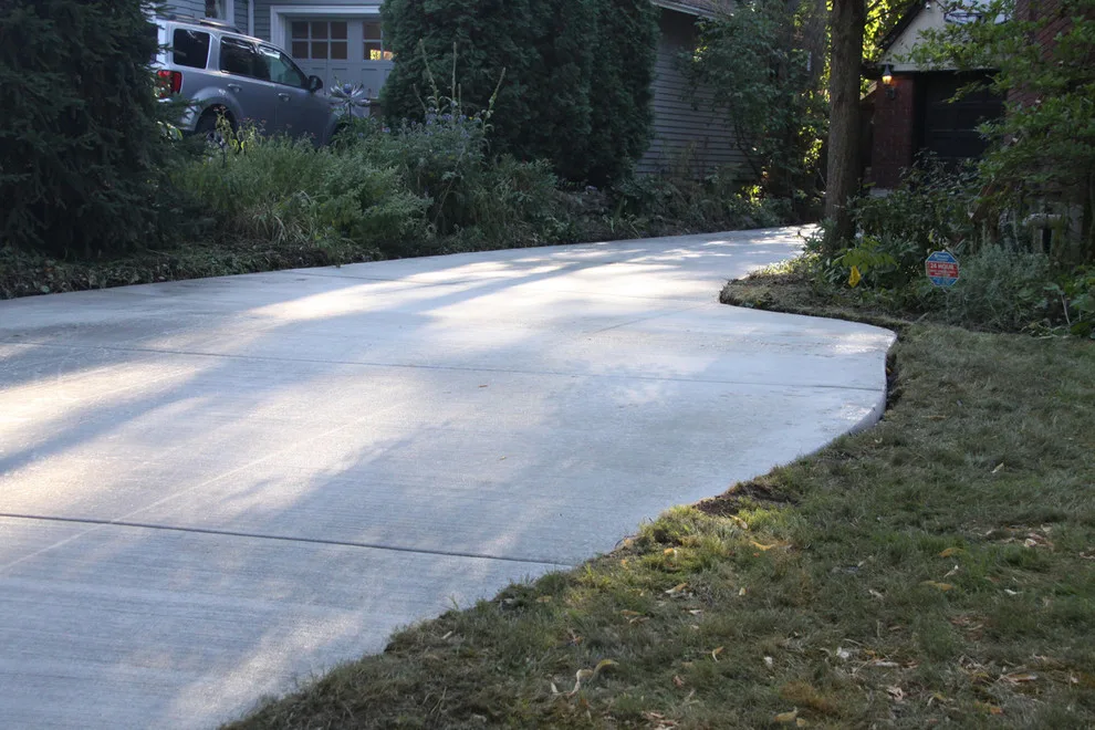 South Hill Garfield Driveway by RockHard Concrete - Photo 2