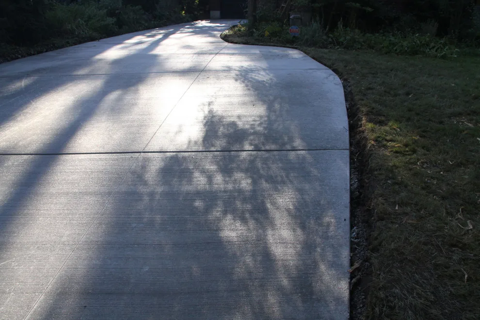 South Hill Garfield Driveway by RockHard Concrete - Photo 12