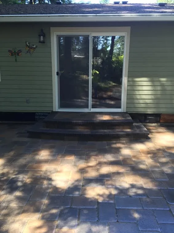 Sammamish, WA Fitted Paver Back Patio by Xavier Pavers - Photo 2