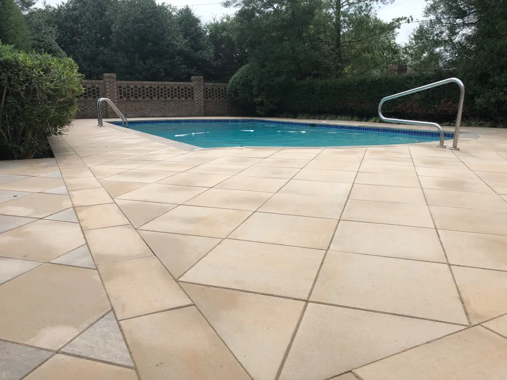 Belle Meade Swimming Pool and Patio by Denali Exterior Design - Photo 4