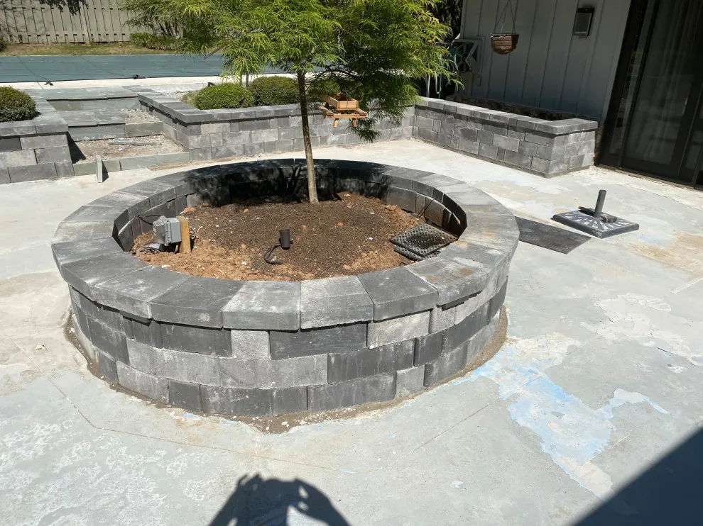Courtyard and Barrier by Leo Paver LLC - Photo 7