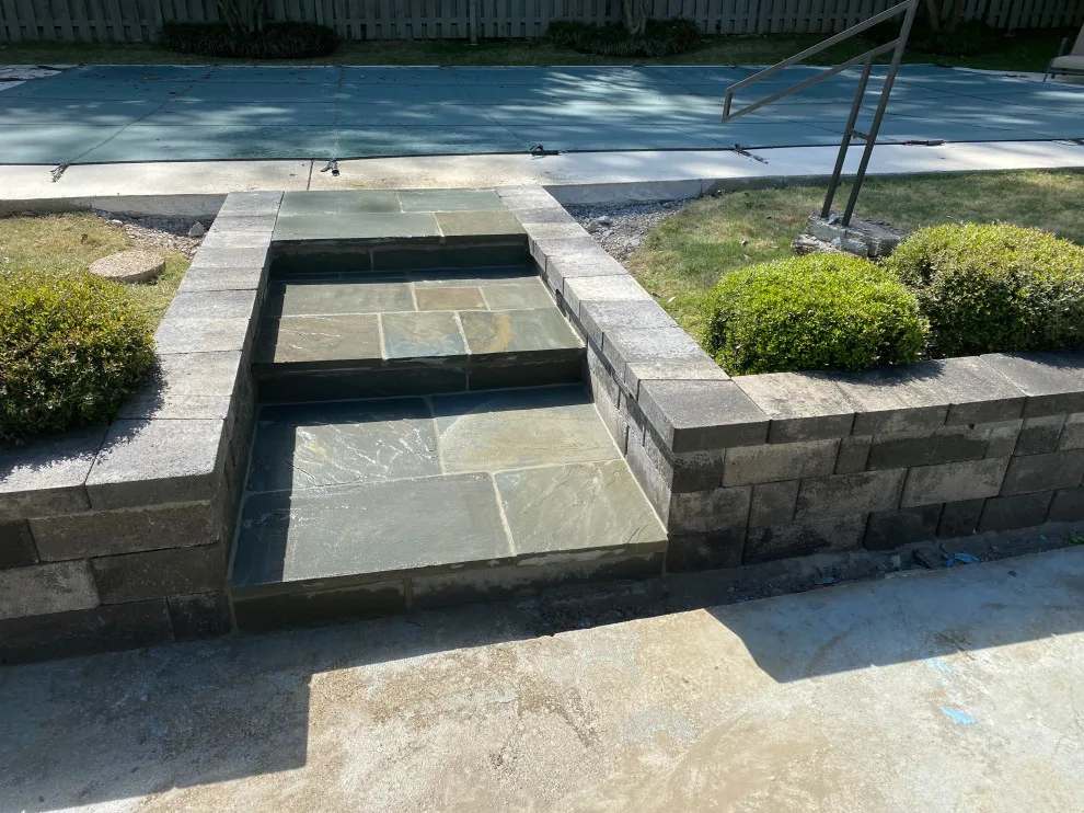Courtyard and Barrier by Leo Paver LLC - Photo 6