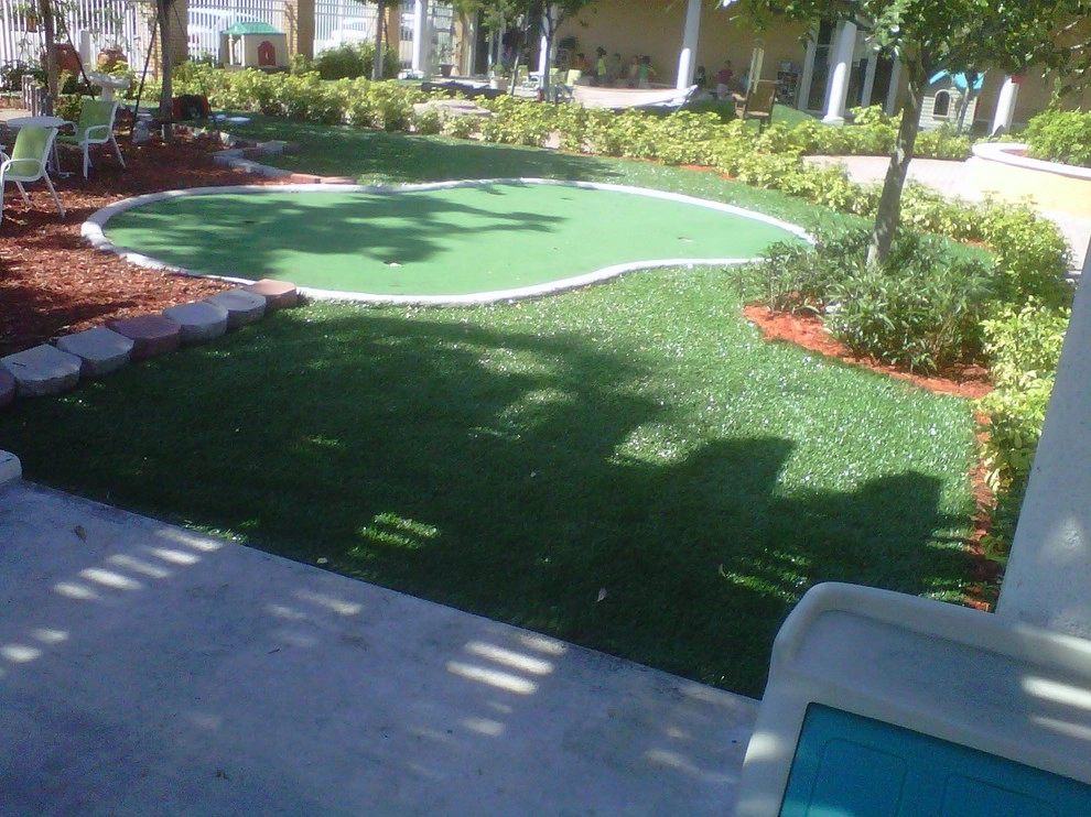 Putting Greens by Synthetic Lawns Of Florida - Photo 4